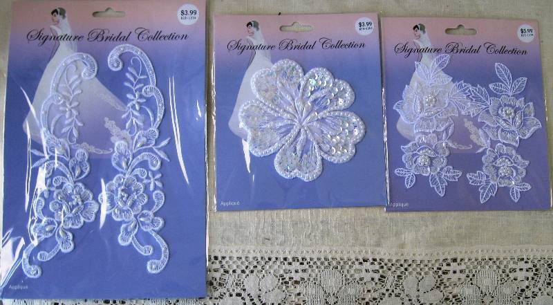 lot 133 image: Fabric, Ribbon, Trim, Appliques, Thimbles & Scissors