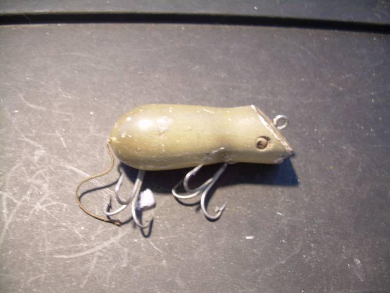 VINTAGE SHAKESPEAR LURE