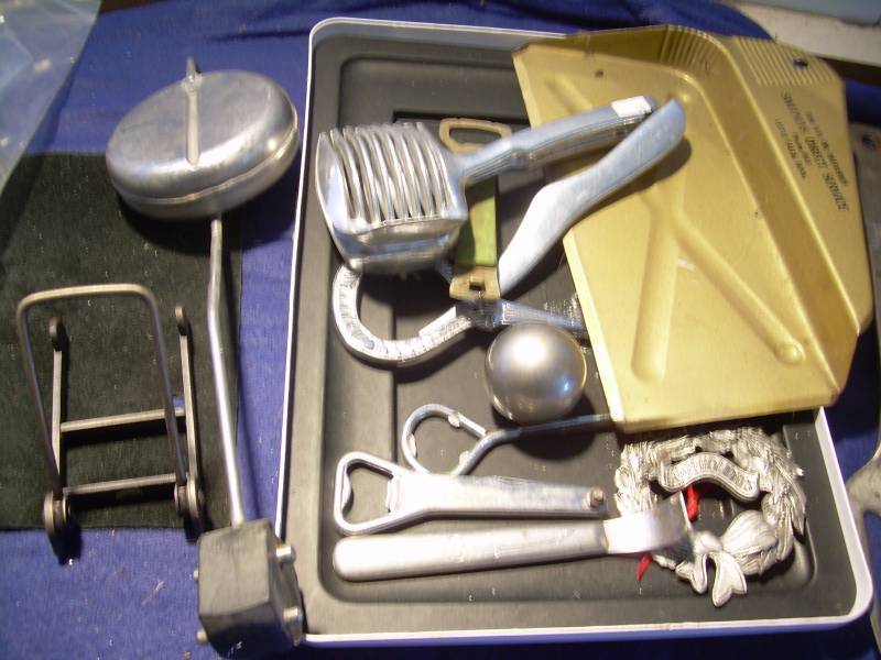 VINTAGE METALWARE