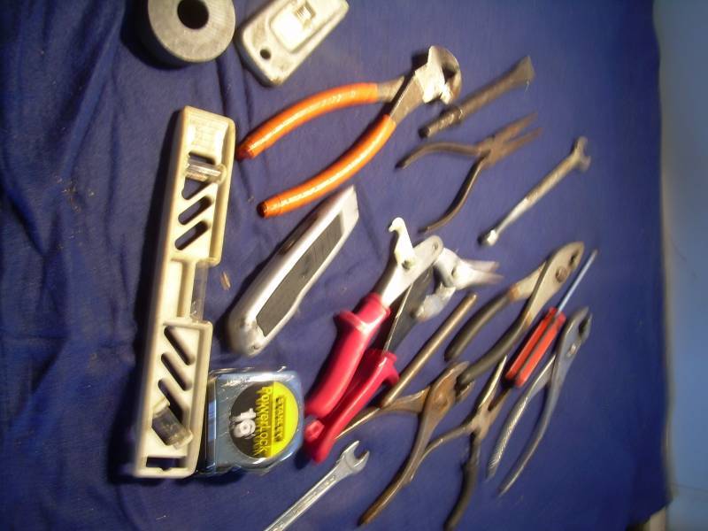 HAND TOOLS