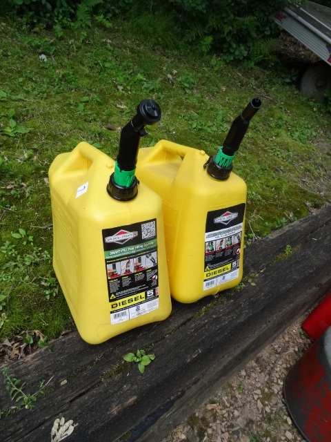 lot 7 image: 2 Plastic Diesel Cans 5 Gal.