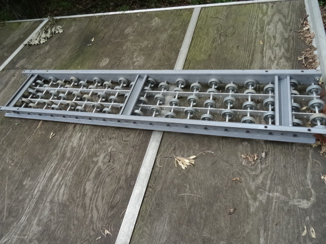 lot 16 image: 3 Sections of Roller Conveyor
