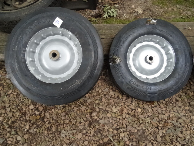 lot 23 image: 3 New Utility Wheels 16 X 4.00