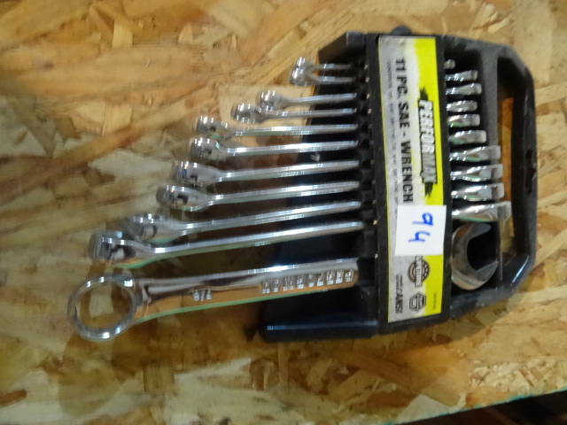lot 94 image: Performax 11 Piece Sae Wrench Set
