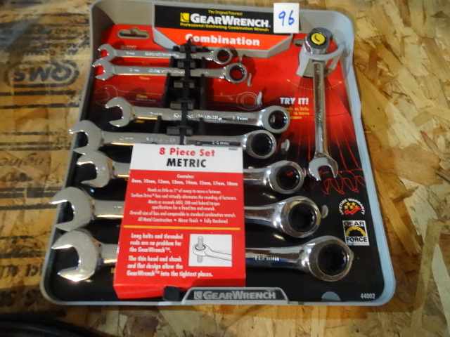 lot 96 image: Gear Wrench Combination Wrench Set.