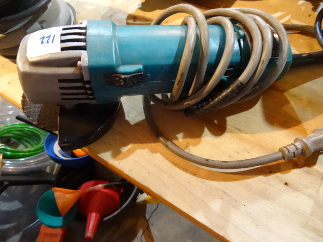 lot 122 image: 4 Makita Angle Grinder