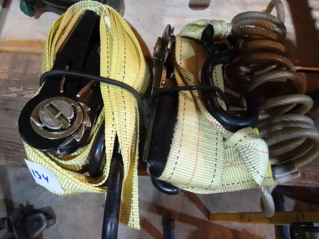 lot 134 image: 2 Rachet Straps