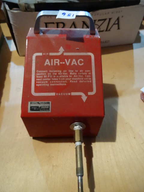 lot 156 image: Central Pneumatic Air Vacuum
