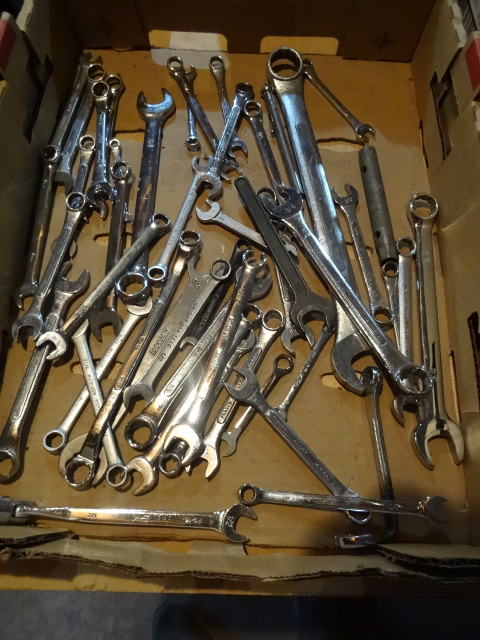 lot 157 image: Lots of Misc Wrenches
