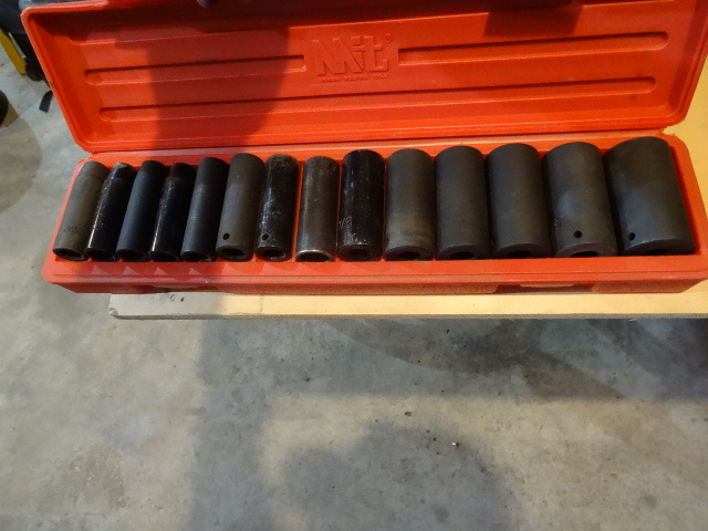 lot 161 image: Mit 12 Impact Socket Set