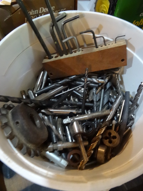 lot 177 image: Bucket of Drill Bits
