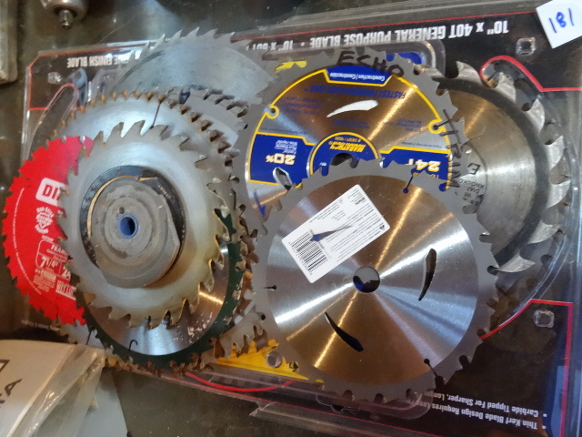lot 181 image: Large Qty of Misc Saw Blades