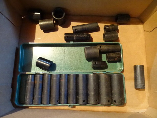 lot 213 image: Misc Impact Sockets 12