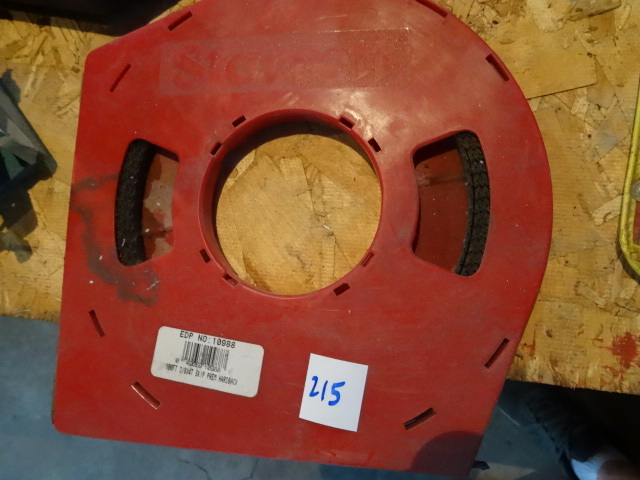 lot 215 image: Starrett 100 Of 38 X 4T