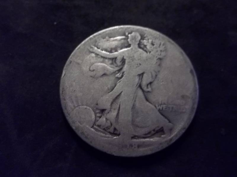1918 D  Walker Half Dollar Better Date