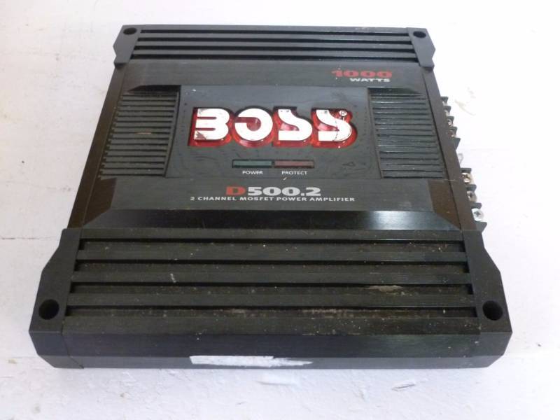 lot 39 image: Boss Amp
