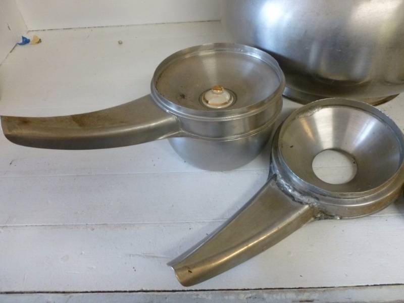 Vintage Cream Separator Parts Manannah 272 Chainsaw Art, Electronics