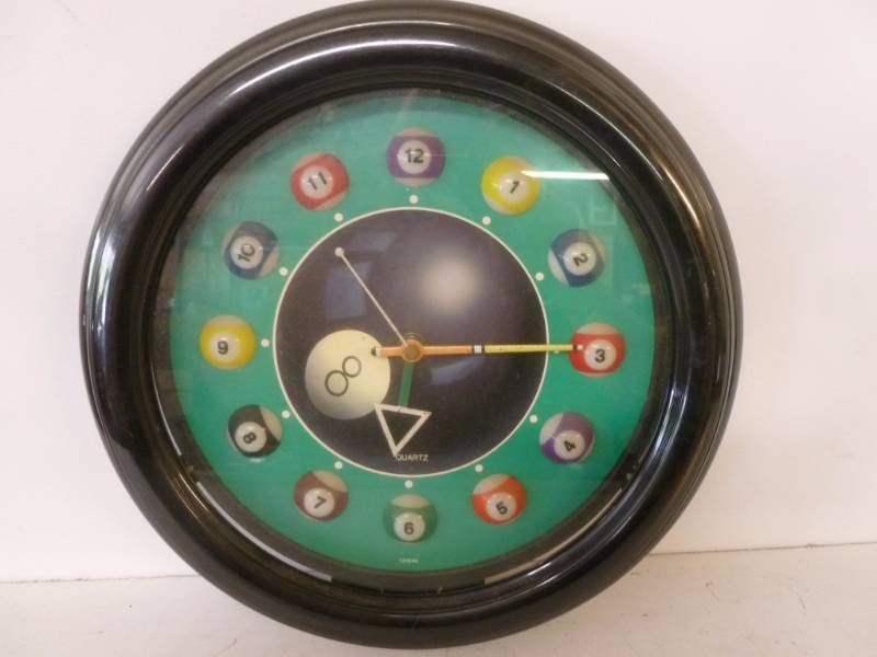 lot 119 image: Wall Clock