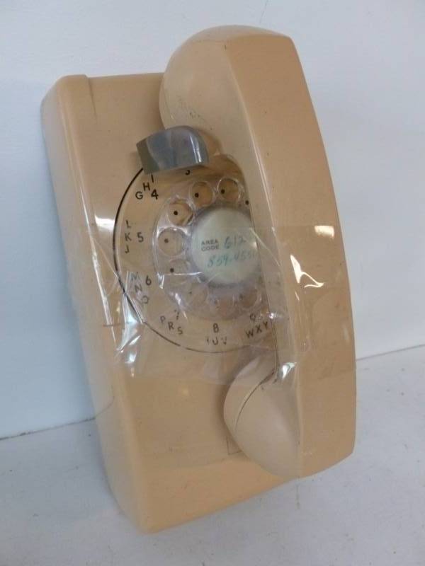 lot 122 image: Wall Telephone