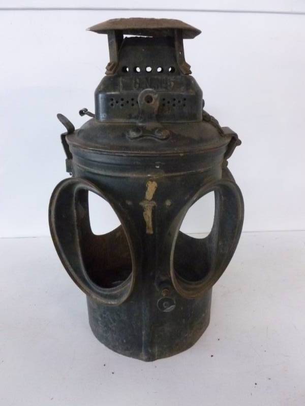 lot 125 image: Vintage Railroad Light