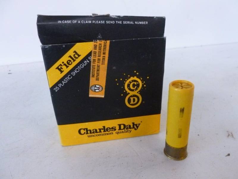 lot 136 image: Shotgun Shells