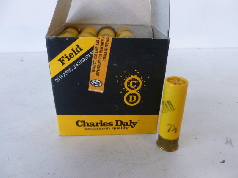 lot 137 image: Shotgun Shells