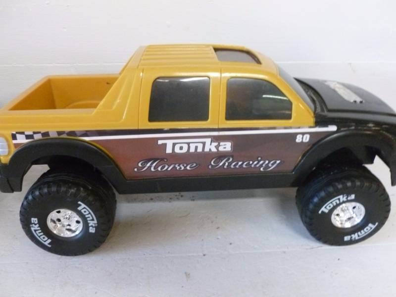 tonka chainsaw truck