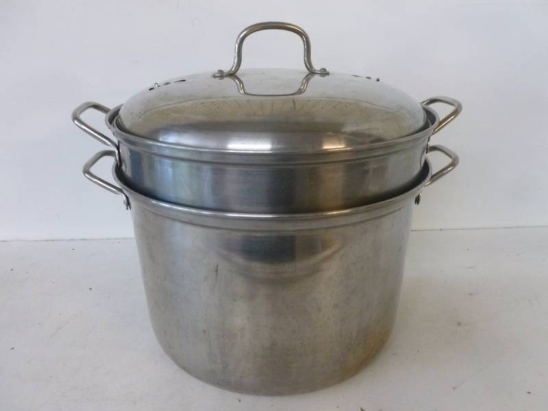lot 149 image: Pasta Kettle