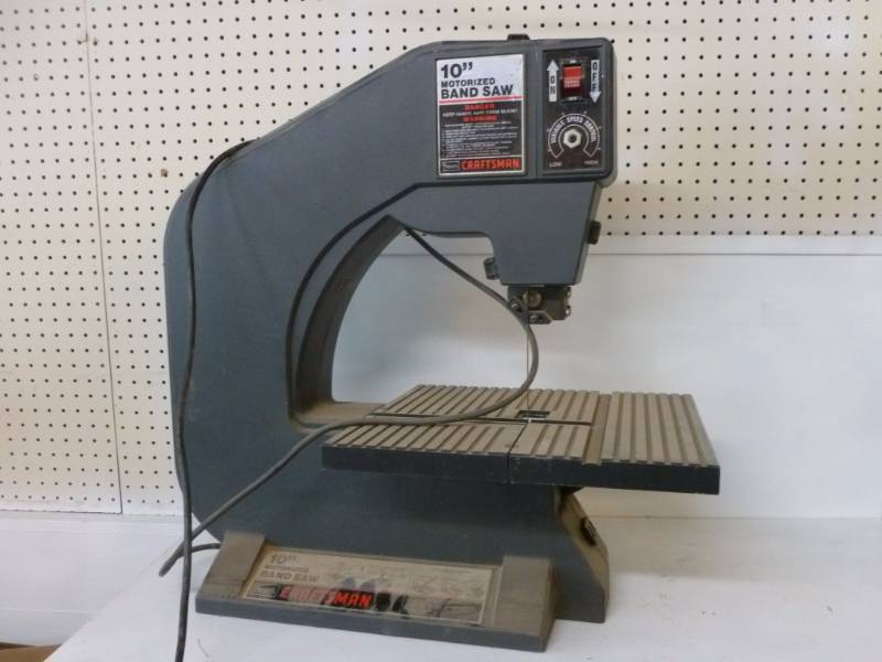 lot 157 image: Craftsman Band Saw