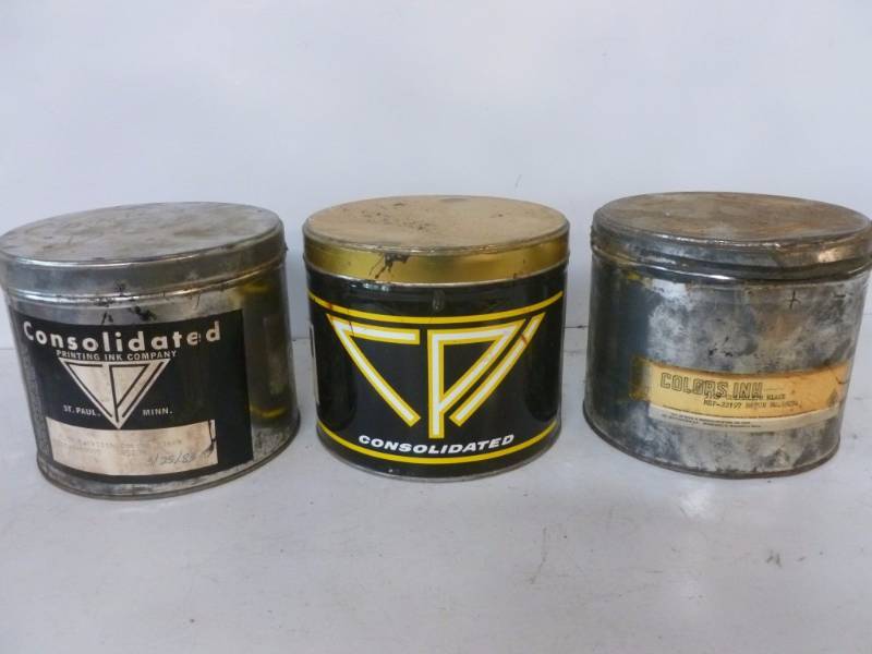 lot 172 image: Metal Containers