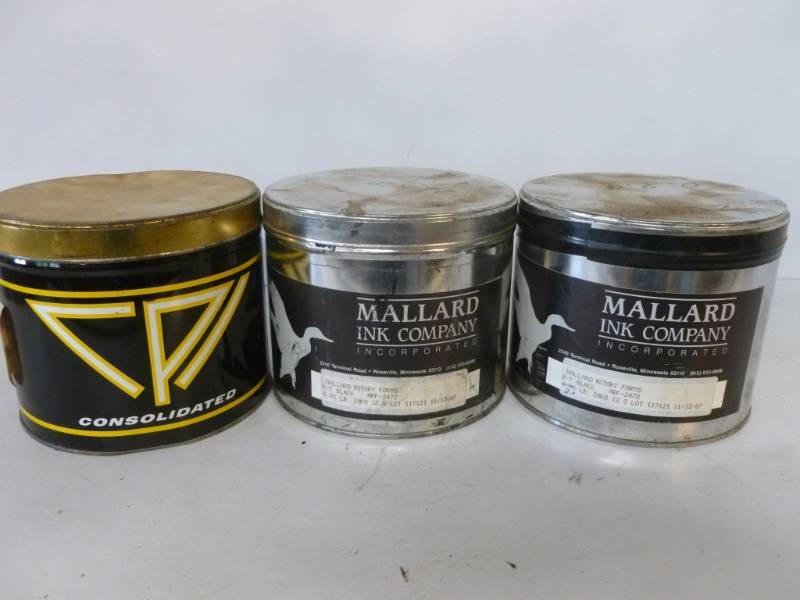 lot 173 image: Metal Containers