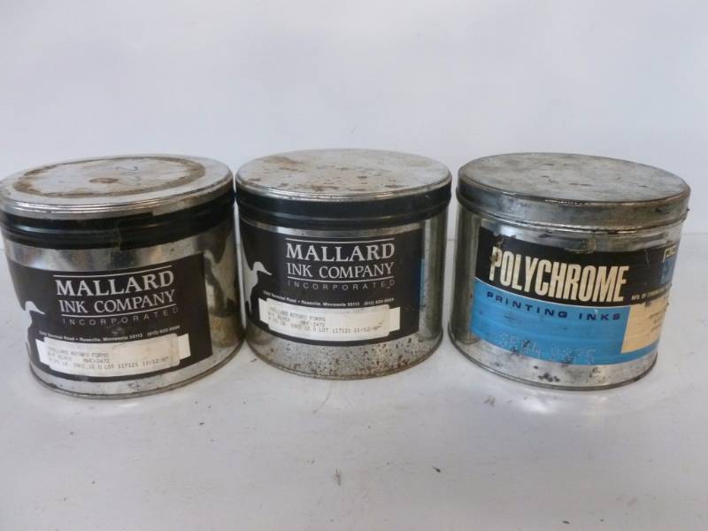 lot 174 image: Metal Containers