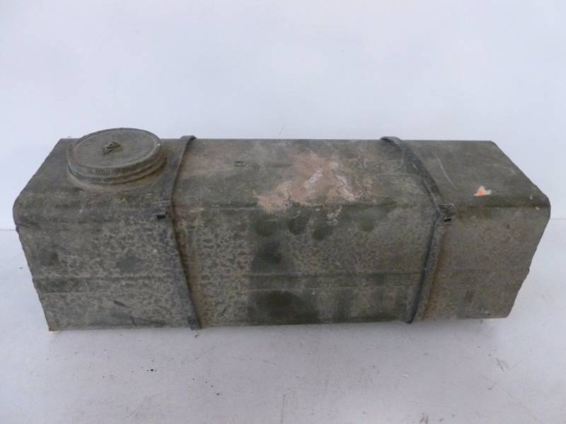lot 177 image: Gas Can