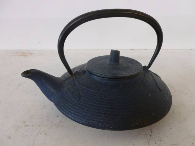 lot 200 image: Cast Iron Tea Pot