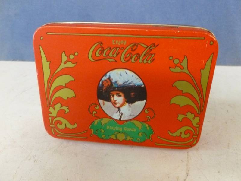 lot 224 image: Collectible