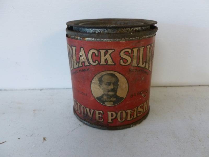 lot 236 image: Vintage Metal Container