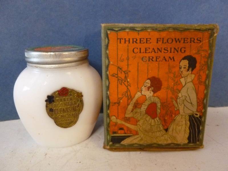 lot 238 image: Vintage Pharmaceutical