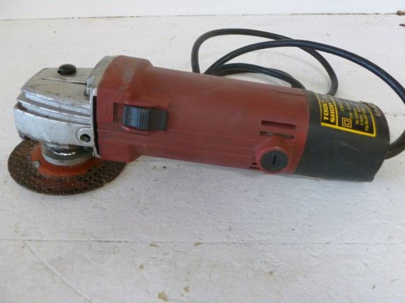 lot 265 image: Angle Grinder