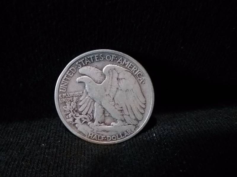 lot 11 image: 1938 Walking Liberty Half Dollar, High Grade