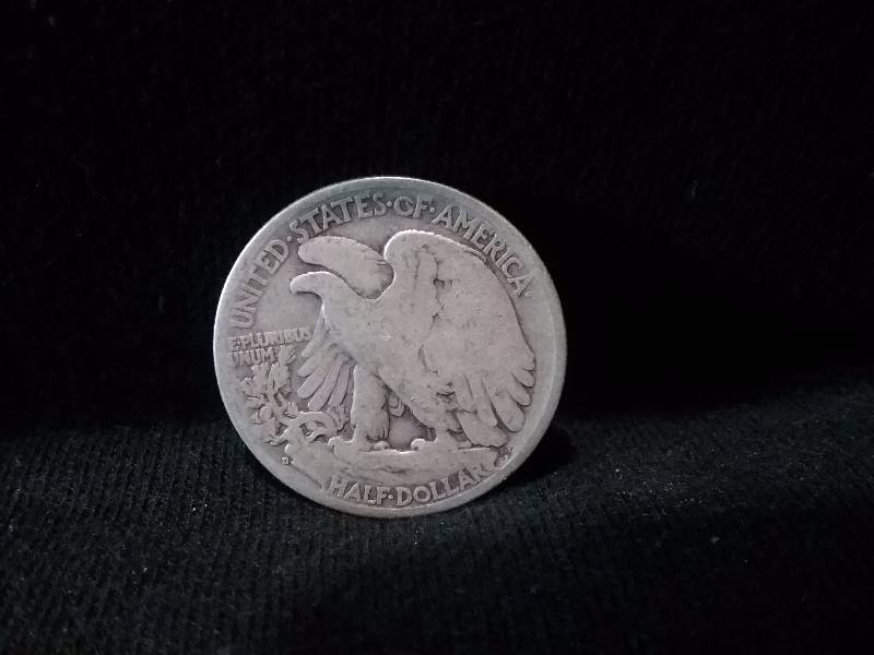 lot 22 image: 1942D Walking Liberty Half Dollar