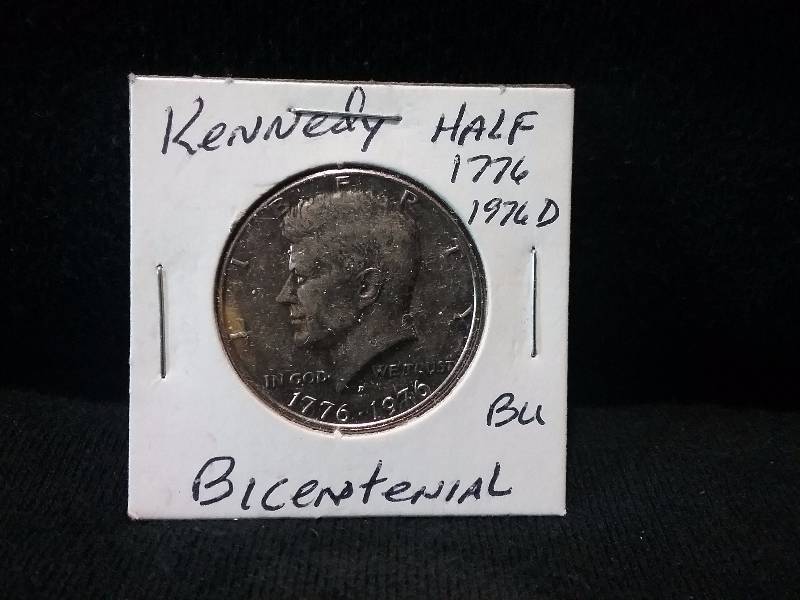lot 49 image: Lot - (5) Uncirculated 1776-1976 Kennedy Half Dollars