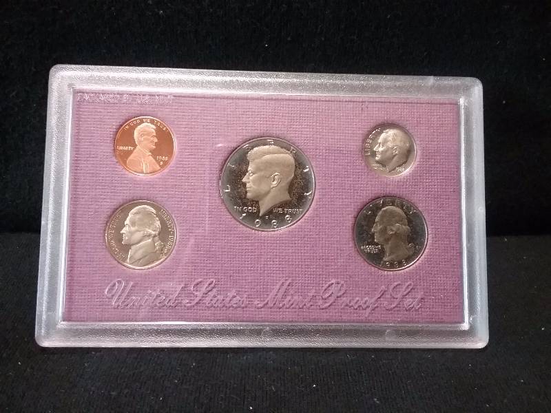 lot 71 image: United States Proof Set - 1988