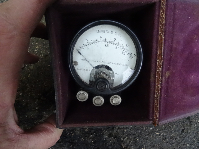 Vintage DC Ampmeter With Case