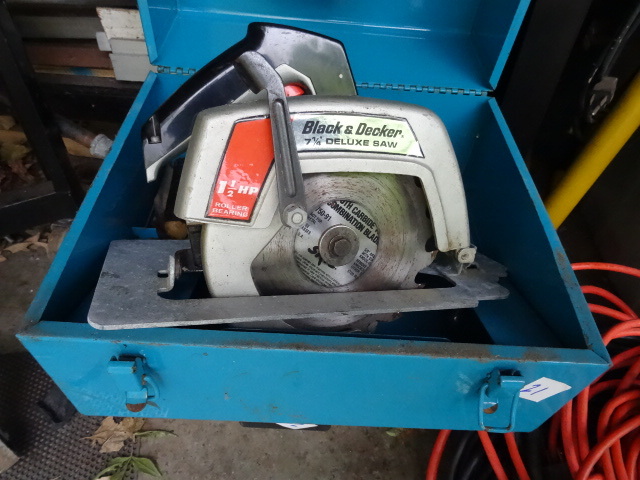 Black and Decker 7 14 Circular Saw