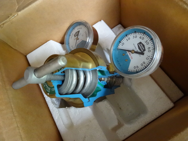 Cut Away Regulator, Unit is New.