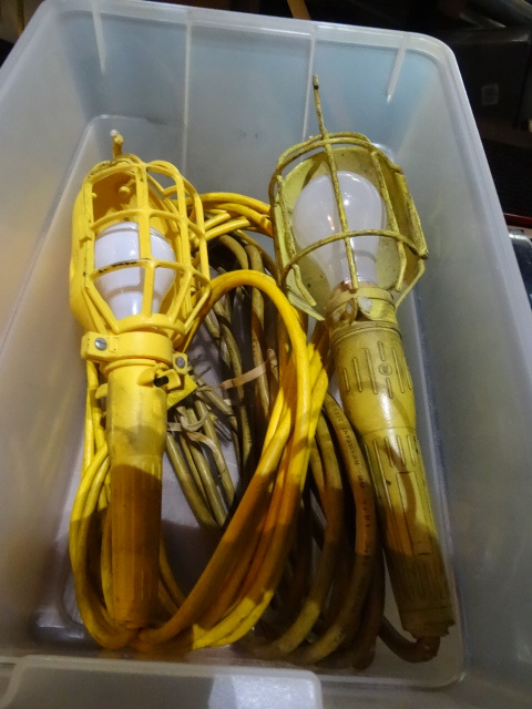2 Trouble Lights