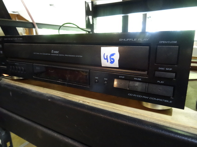 Teac CD Player PD-D2610