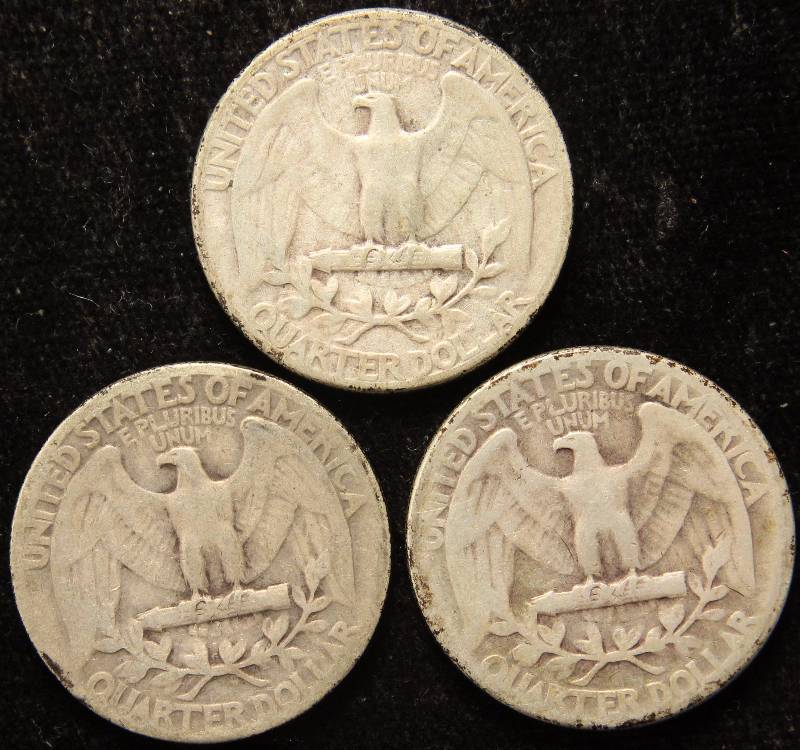 lot 50 image: GROUP OF 3 WASHINGTON SILVER QUARTERS 1942, 1943, & 1944