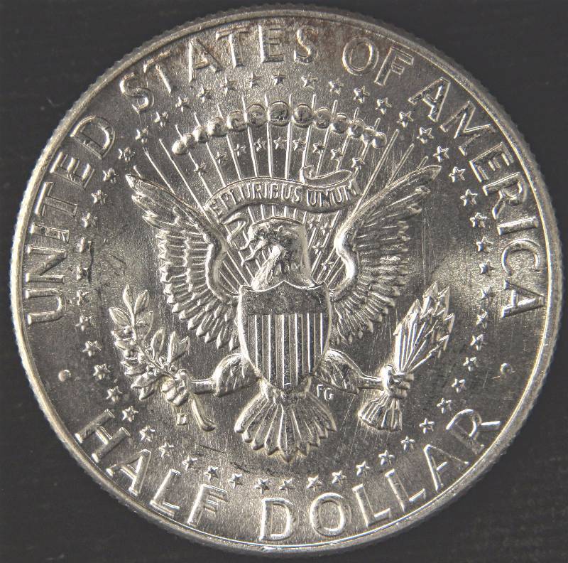 lot 53 image: 1964 KENNEDY SILVER HALF DOLLAR
