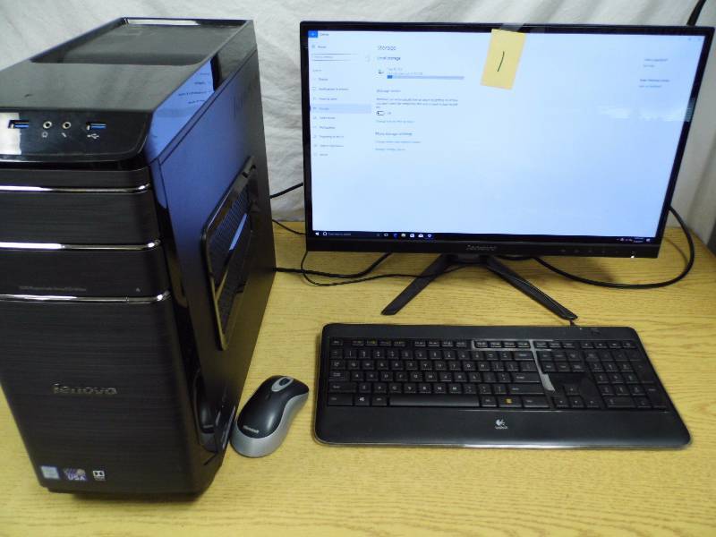 lot 1 image: Lenovo Computer